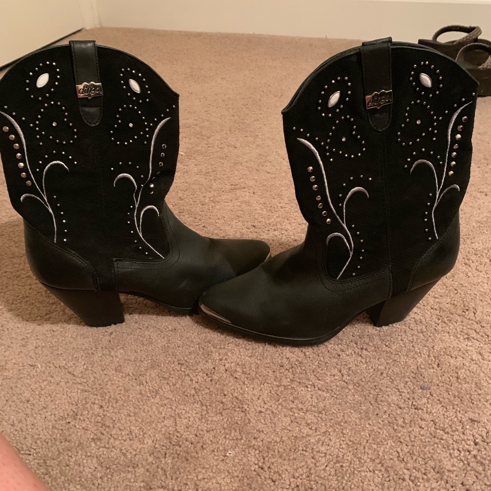 Women’s Dingo Ava Boots Size 9 worn for a wedding